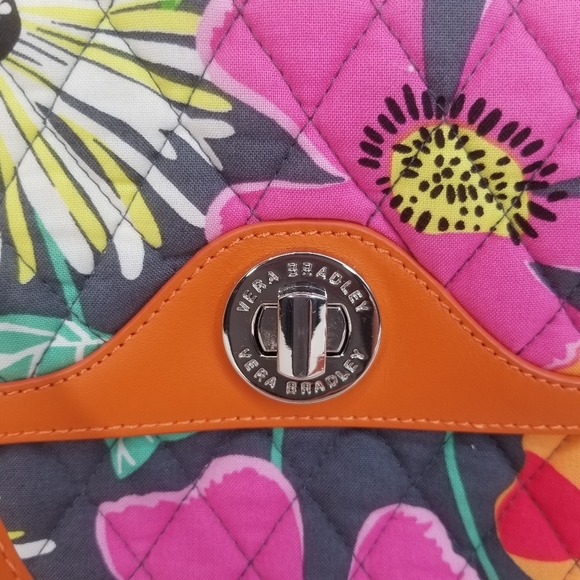 Vera Bradley Small Bag - Picture 4 of 13